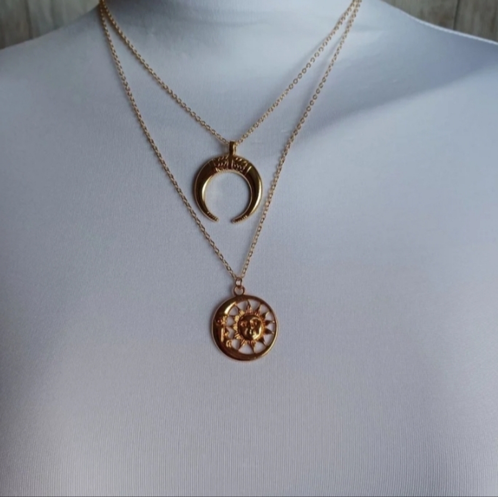 Fashion necklace